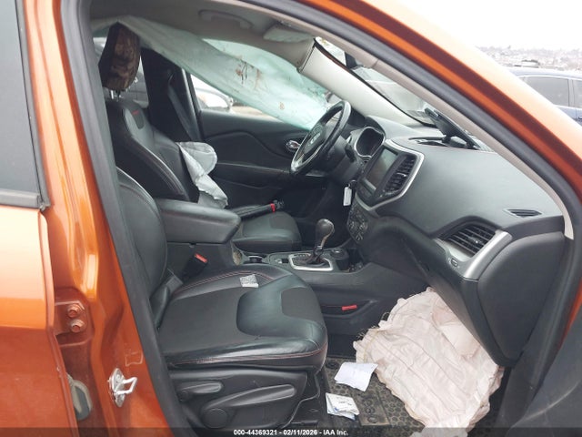 1C4PJMBS3FW757031 Jeep Cherokee Trailhawk