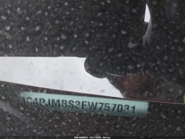 1C4PJMBS3FW757031 Jeep Cherokee Trailhawk