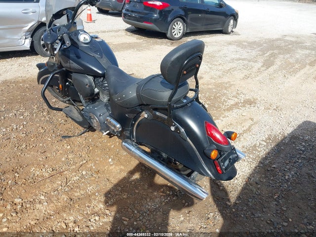 2016 INDIAN MOTORCYCLE CO. CHIEF 56KCCDAA8G3325386 Photo 2