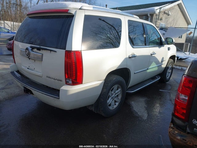 2008 CADILLAC ESCALADE 1GYFK63858R170039 Photo 3