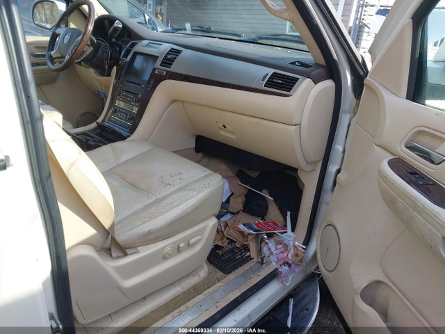 2008 CADILLAC ESCALADE 1GYFK63858R170039 Photo 4