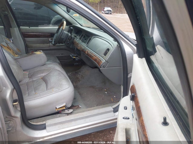2005 MERCURY GRAND MARQUIS 2MEFM75W85X645619 Photo 4
