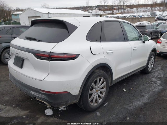 2021 PORSCHE CAYENNE WP1AA2AY1MDA07537 Photo 3