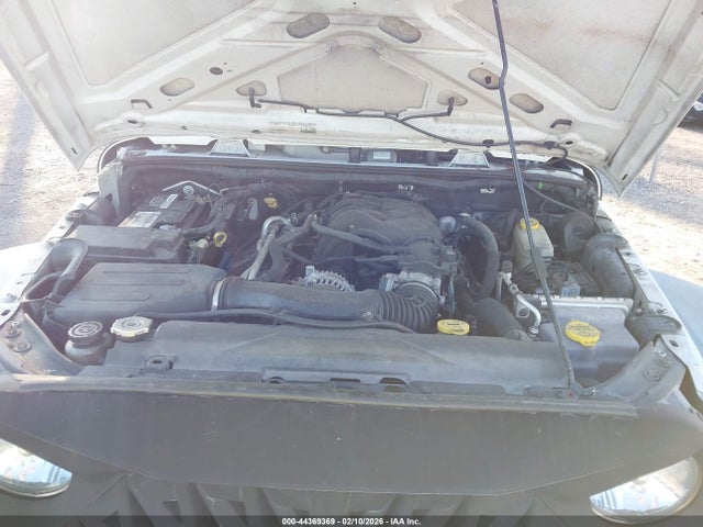 2015 Jeep Wrangler Unlimited Sport მანქანა იყიდება აუქციონზე, vin: 1C4BJWDG9FL541720, აუქციონის ნომერი: 44369369