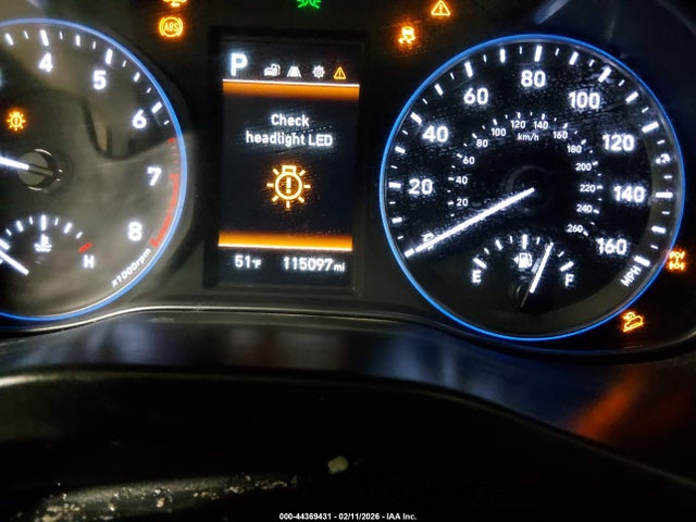44369431 :رقم المزاد ، KM8K3CA55LU414461 vin ، 2020 Hyundai Kona Limited مزاد بيع
