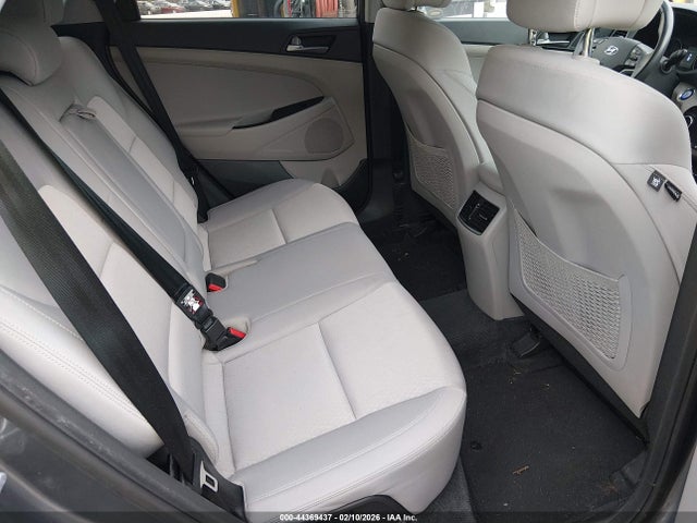 KM8J33A25HU355419 Hyundai Tucson Sport