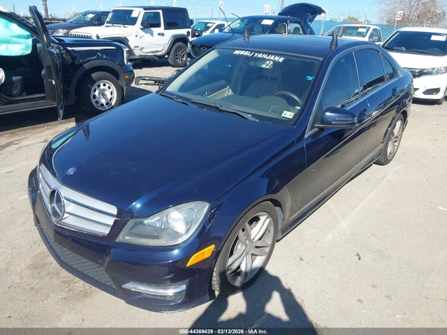 44369439 :رقم المزاد ، WDDGF8BBXCR239426 vin ، 2012 Mercedes-benz C 300 Sport 4matic مزاد بيع