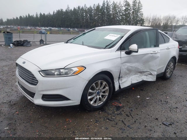 Ford FUSION S 2015 3FA6P0G7XFR114188 Image 2