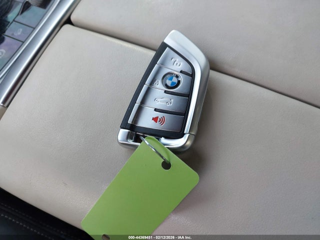 5UXCX6C0XL9B35544 BMW X7 M50i