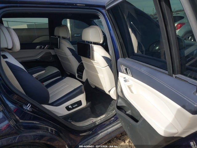 5UXCX6C0XL9B35544 BMW X7 M50i