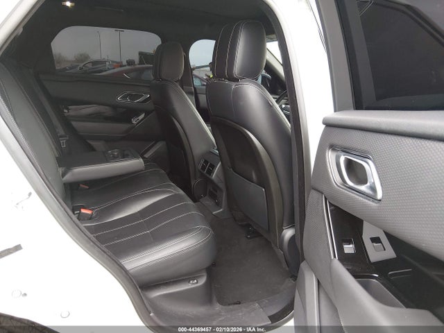 SALYB2EX4KA216518 Land Rover Range Rover Velar P250 S