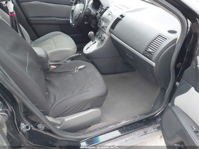 44369486 :رقم المزاد ، 3N1AB6AP8AL667662 vin ، 2010 Nissan Sentra 2.0sr مزاد بيع