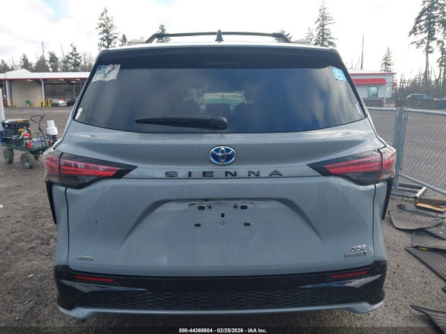 5TDDSKFC5RS135008 Toyota Sienna Xse