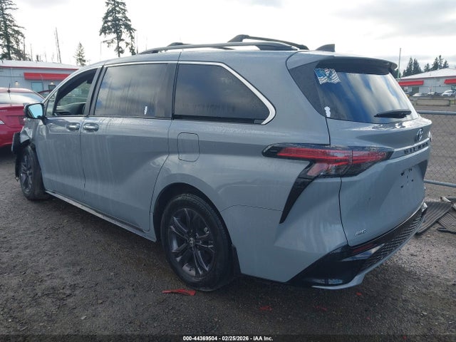 5TDDSKFC5RS135008 Toyota Sienna Xse
