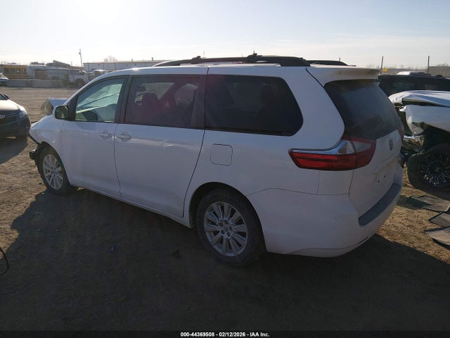 5TDJK3DC4FS119535 Toyota Sienna Le 7 Passenger