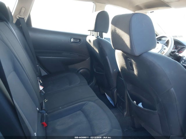 JN8AS5MV5FW259076 Nissan Rogue Select S