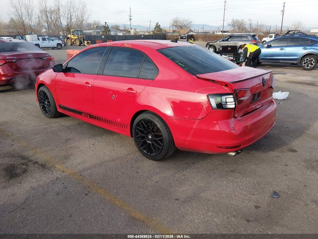 2016 Volkswagen Jetta 1.8t Sport მანქანა იყიდება აუქციონზე, vin: 3VWD17AJ4GM307951, აუქციონის ნომერი: 44369524