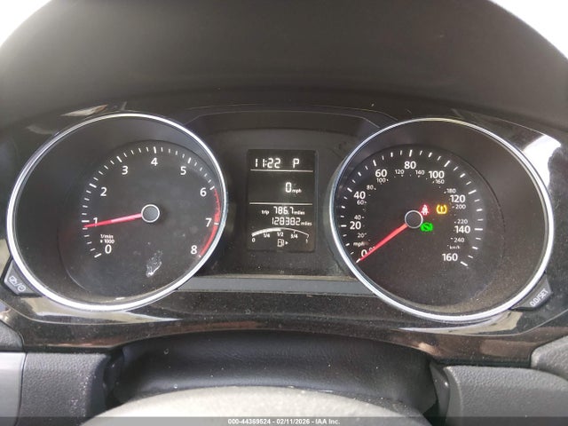 2016 Volkswagen Jetta 1.8t Sport მანქანა იყიდება აუქციონზე, vin: 3VWD17AJ4GM307951, აუქციონის ნომერი: 44369524
