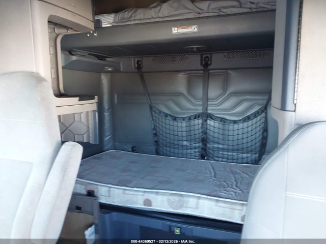 Freightliner Cascadia 125 2014 3AKJGLDR7ESFD3989 Image 6