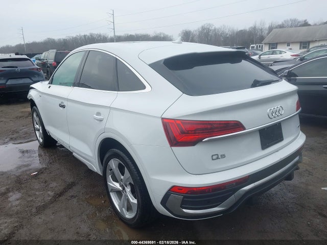 Продаж на аукціоні авто 2023 Audi Q5 Sportback Premium Plus 45 Tfsi S Line Quattro S Tronic, vin: WA15AAFYXP2094032, номер лоту: 44369591