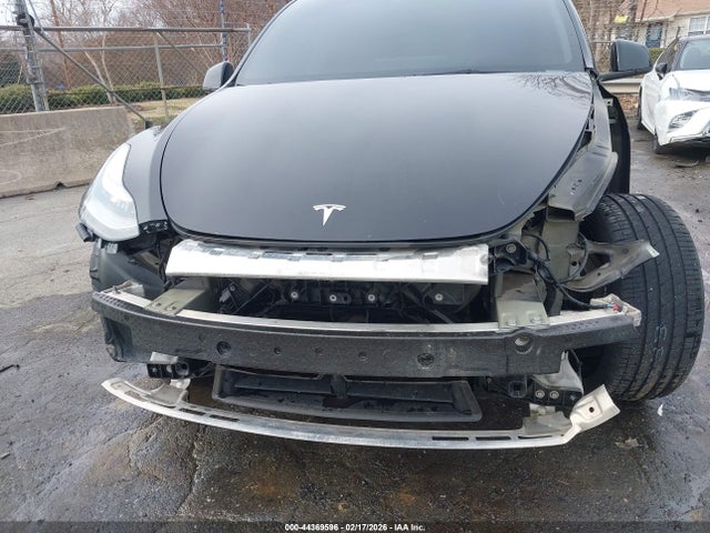 2022 TESLA MODEL Y 7SAYGDEE9NF386407 Photo 5