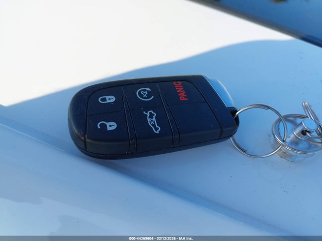 2022 Chrysler 300 S მანქანა იყიდება აუქციონზე, vin: 2C3CCABG1NH187051, აუქციონის ნომერი: 44369604