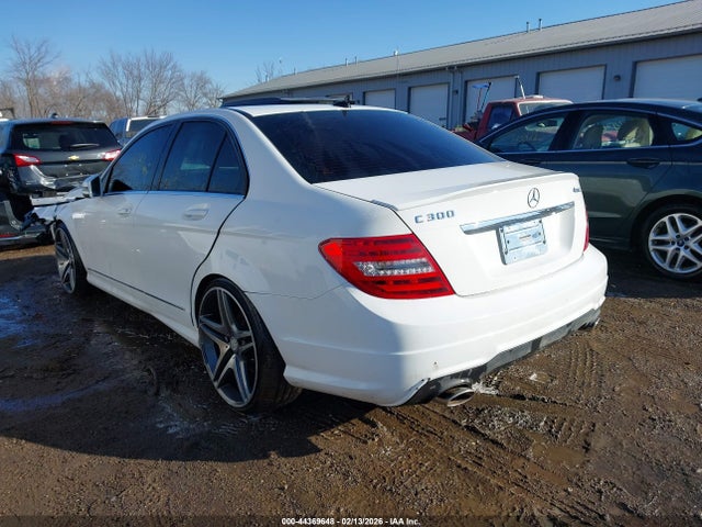 Продаж на аукціоні авто 2013 Mercedes-benz C 300 Sport 4matic, vin: WDDGF8AB4DR271534, номер лоту: 44369648