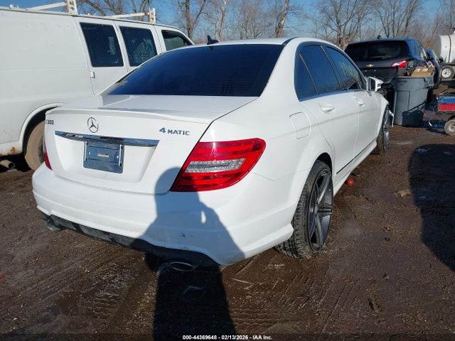 Продаж на аукціоні авто 2013 Mercedes-benz C 300 Sport 4matic, vin: WDDGF8AB4DR271534, номер лоту: 44369648