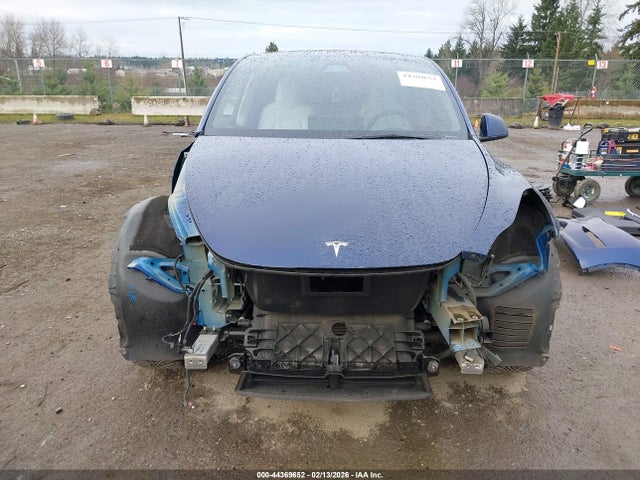 44369652 :رقم المزاد ، 7SAYGDEE6RF001956 vin ، 2024 Tesla Model Y Long Range Dual Motor All-wheel Drive مزاد بيع