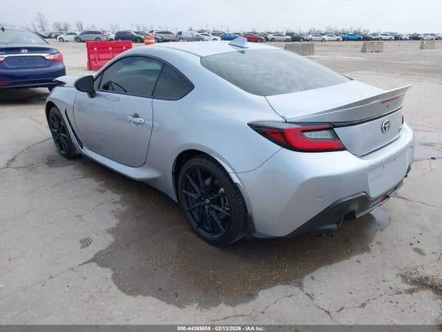 2025 TOYOTA GR86 JF1ZNBE12S8760821 Photo 2
