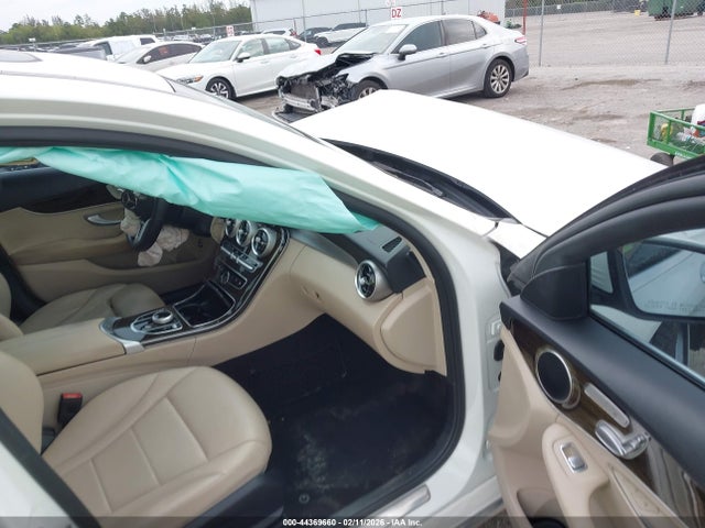 Продажа на аукционе авто 2019 Mercedes-benz C 300, vin: 55SWF8DB1KU310034, номер лота: 44369660