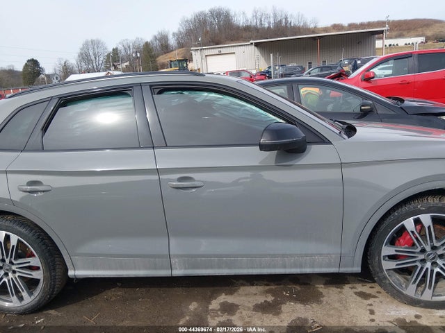 44369674 :رقم المزاد ، WA1C4AFY2K2080181 vin ، 2019 Audi Sq5 3.0t Premium مزاد بيع