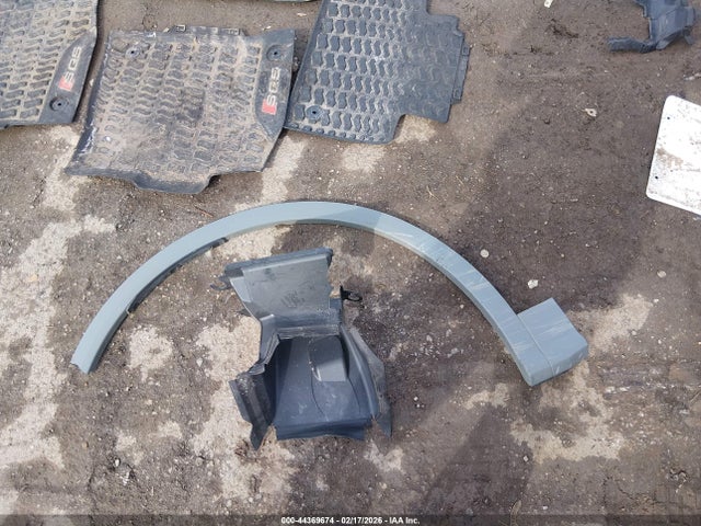 44369674 :رقم المزاد ، WA1C4AFY2K2080181 vin ، 2019 Audi Sq5 3.0t Premium مزاد بيع