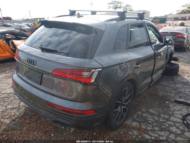 2024 AUDI SQ5 WA1B4AFY5R2046371 Photo 3