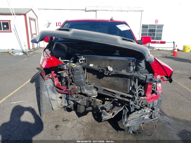 3C6JR6CT6HG592537 RAM 1500 Sport 4x2 6&#039;4 Box