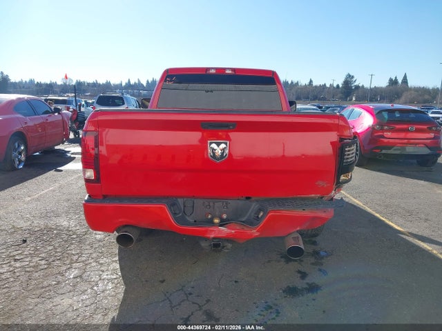 3C6JR6CT6HG592537 RAM 1500 Sport 4x2 6&#039;4 Box