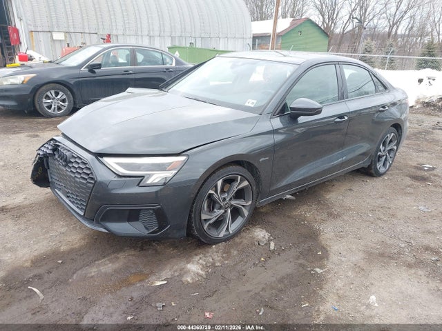 2023 Audi A3 Premium 40 Tfsi Front-wheel Drive S Tronic მანქანა იყიდება აუქციონზე, vin: WAUAUDGY5PA097628, აუქციონის ნომერი: 44369739