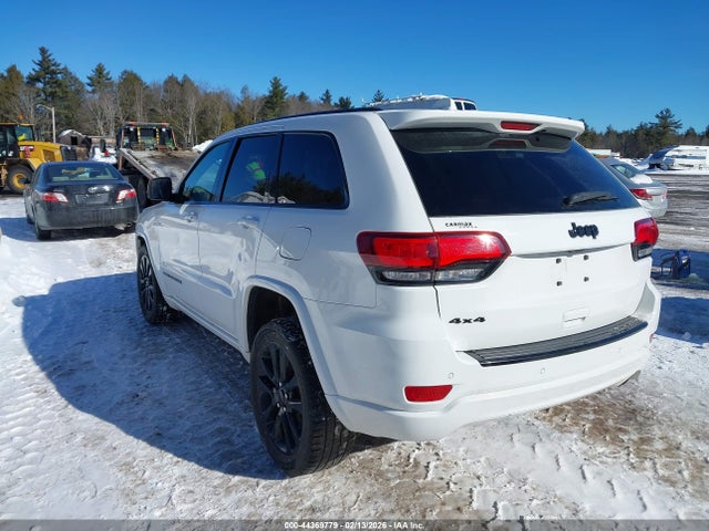 1C4RJFAG6JC121957 Jeep Grand Cherokee Altitude 4x4