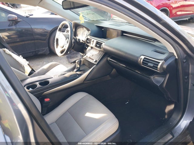 44369832 :رقم المزاد ، JTHBE1D28F5021376 vin ، 2015 Lexus Is 350 مزاد بيع