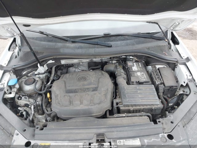 44369836 :رقم المزاد ، 3VV2B7AX8JM162045 vin ، 2018 Volkswagen Tiguan 2.0t Se/2.0t Sel مزاد بيع