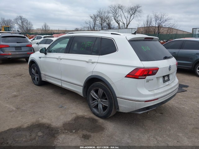 44369836 :رقم المزاد ، 3VV2B7AX8JM162045 vin ، 2018 Volkswagen Tiguan 2.0t Se/2.0t Sel مزاد بيع