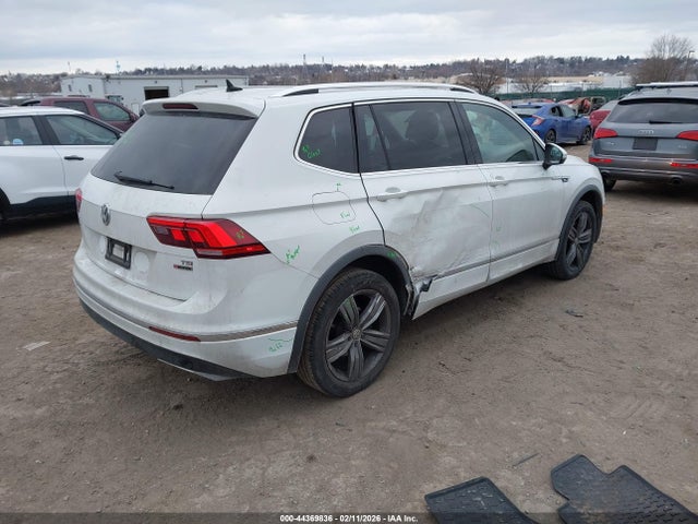 44369836 :رقم المزاد ، 3VV2B7AX8JM162045 vin ، 2018 Volkswagen Tiguan 2.0t Se/2.0t Sel مزاد بيع