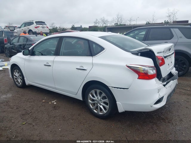 3N1AB7AP7HY313859 Nissan SENTRA SV