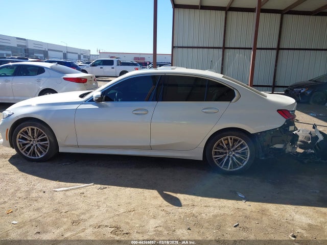 Продаж на аукціоні авто 2024 Bmw 330i, vin: 3MW69FF09R8E05266, номер лоту: 44369897