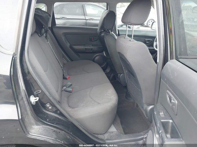 44369907 :رقم المزاد ، KNDJT2A58D7632100 vin ، 2013 Kia Soul مزاد بيع