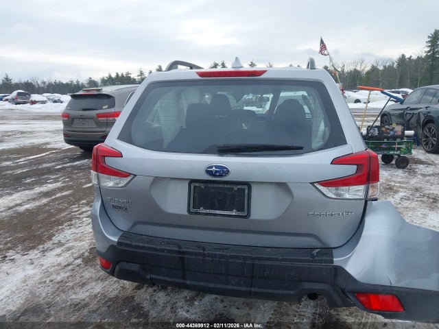 Subaru Forester 2019 JF2SKACC7KH481563 Image 16