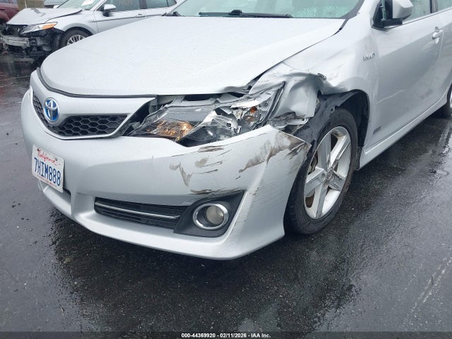 4T1BD1FK9EU118880 Toyota Camry Hybrid Se Limited Edition