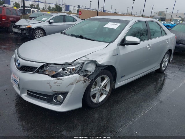 4T1BD1FK9EU118880 Toyota Camry Hybrid Se Limited Edition