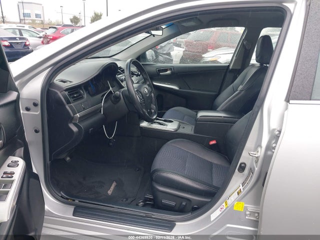 4T1BD1FK9EU118880 Toyota Camry Hybrid Se Limited Edition