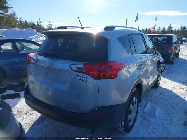 Toyota RAV4 LE 2015 2T3BFREV0FW384222 Image 4
